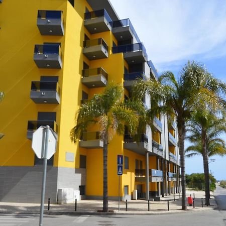 Apartamento Frente Ao Mar Com Piscina De Agua Salgada Quarteira Ngoại thất bức ảnh