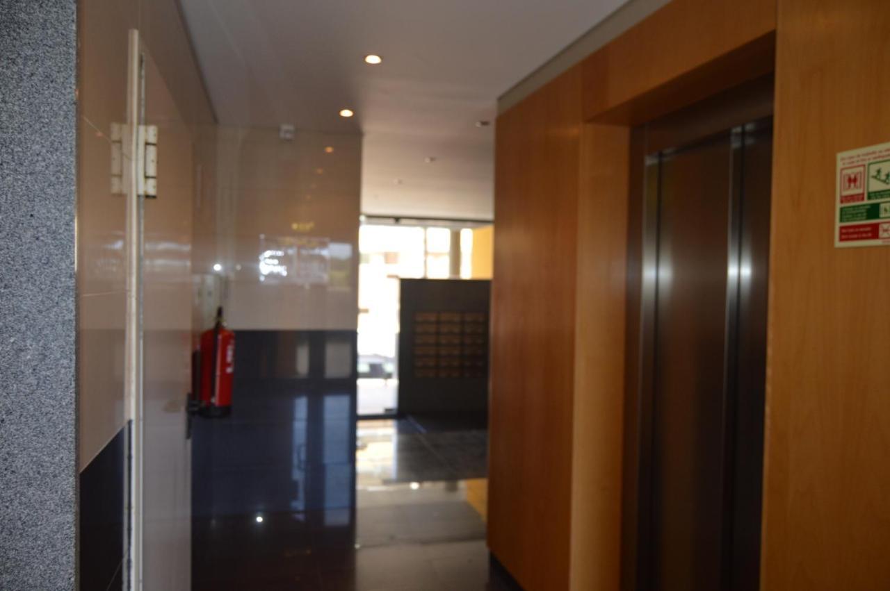 Apartamento Frente Ao Mar Com Piscina De Agua Salgada Quarteira Ngoại thất bức ảnh